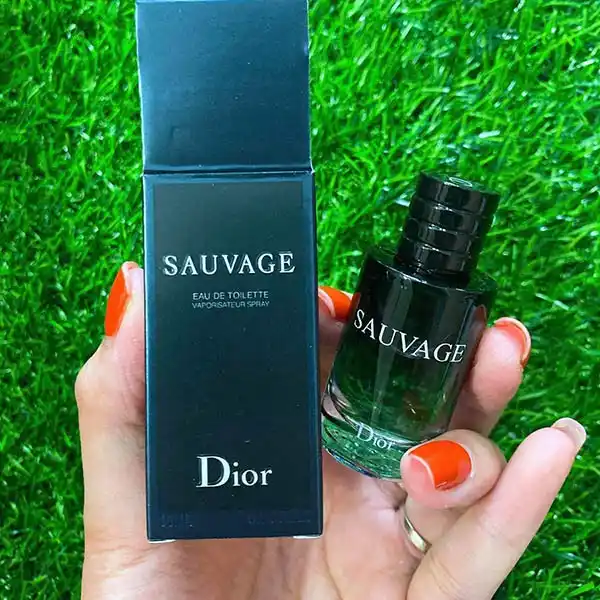 Nước Hoa Dior Sauvage Eau De Toilette Cho Nam, 10ml