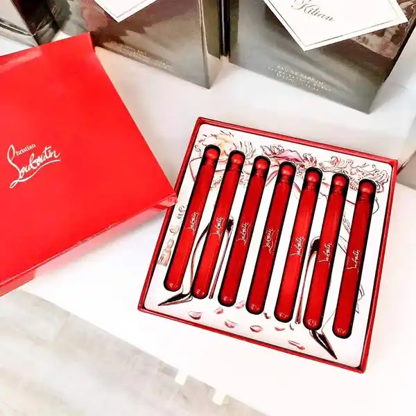 Set Nước Hoa Christian Louboutin Loubiworld 7 Mini x 4ml