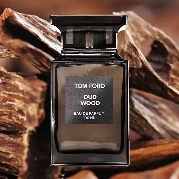 Combo Tom Ford (Nước Hoa Oud Wood 100ml + Son TF 27 Shameless Đỏ Gạch)