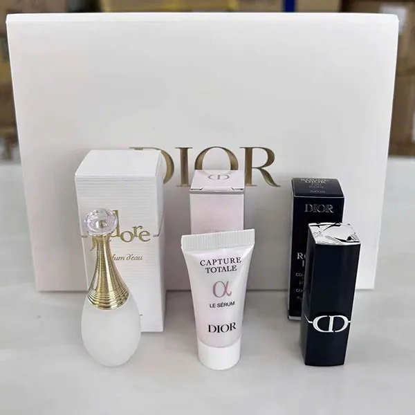 Set Nước Hoa Dior Jadore Parfum D'eau 5ml + Serum Dior Capture Totale 5ml + Son Dior 720 Set 3 Món