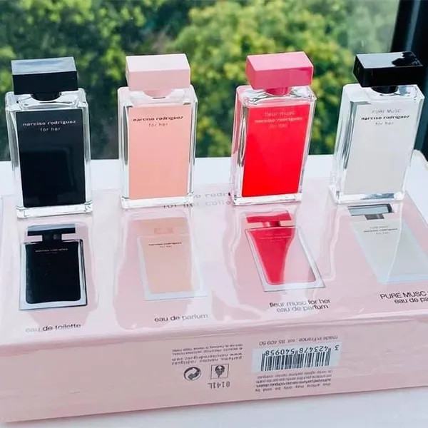 Set Nước Hoa Nữ Narciso Rodriguez For Her Collection 4 x 7.5ml