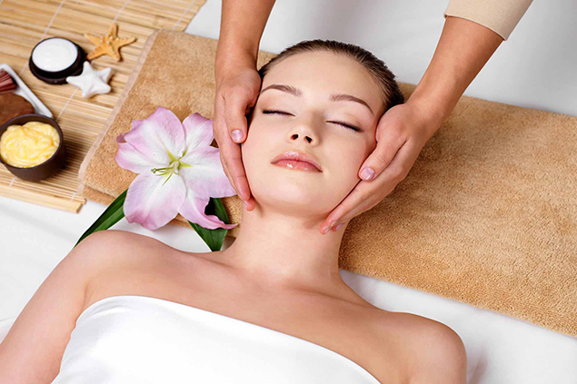 Bỏ túi 8 địa điểm trị mụn ẩn cho phái đẹp