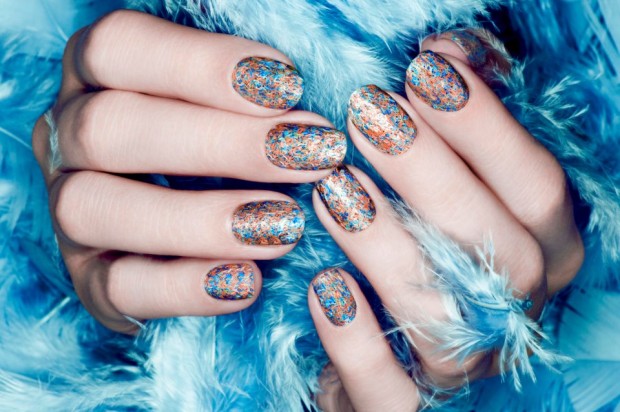 Cảm hứng nail lấp lánh mùa lễ hội
