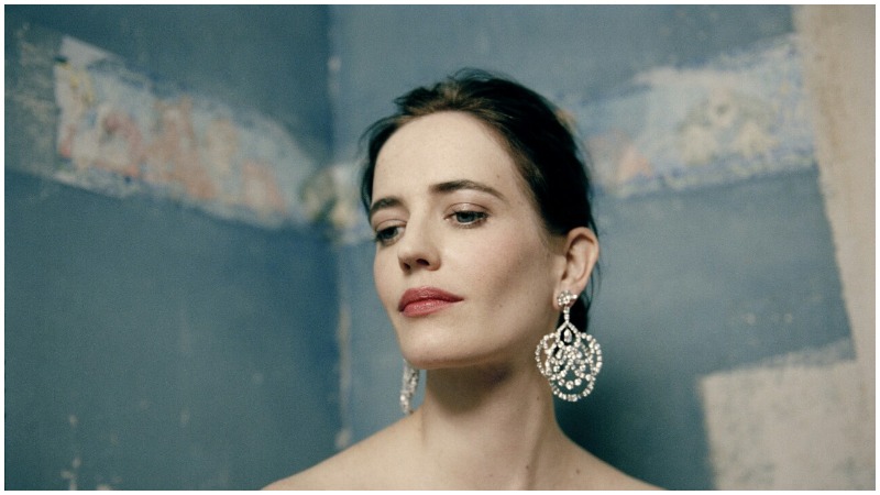 Eva Green – Nàng ốc mượn hồn với chiếc vỏ khoa trương