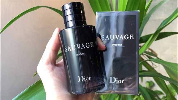 Dior Sauvage Parfum: Bản giao hưởng nam tính đầy lôi cuốn