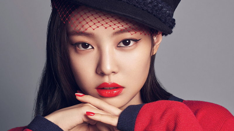 Jennie (Blackpink) – Da đẹp không chỉ nhờ skincare