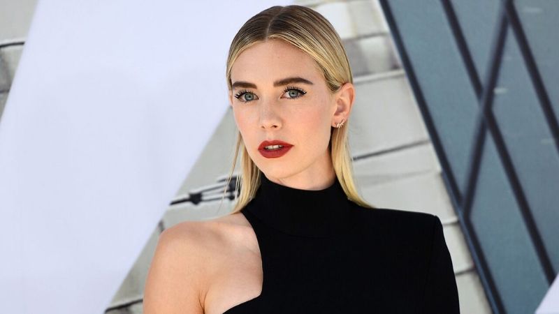 Phong cách trang điểm đầy quyến rũ của đả nữ Hollywood Vanessa Kirby